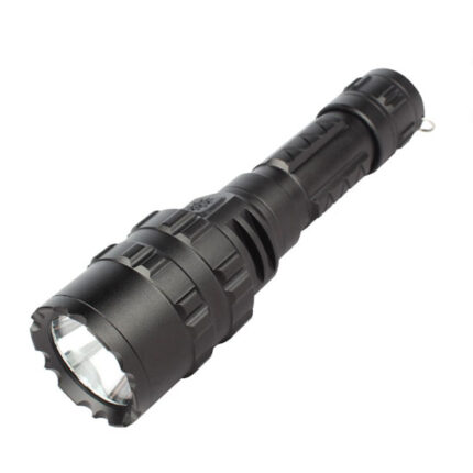 0006120_1000-lumens-led-rechargeable-flashlight
