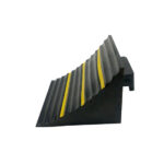 0008016_heavy-duty-rubber-wheel-chock